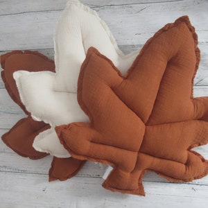 Decorative cushion Maple cushion Leaf cushion Cuddly cushion muslin copper natural