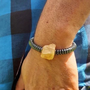 Armband met ruwe citrien en hematiet: sieraden voor succes en voorspoed, jubileumcadeau