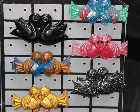 Wholesale Pinbacks - Lovebirds and Swans - 7 Bird Pair Pins - One Low Price! 1 inch pin - Resin Colorful Decorative Accessories!