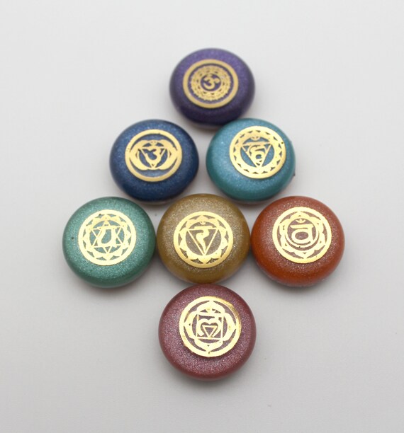 Chakra Set Round Orgone Drops - Foil 7 Symbols on Colored Mica with Quartz and Copper - Energy Charging Reiki Stones - 1 inch set of 7
