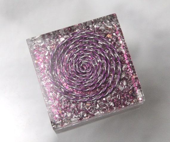 Trippy Spiral EMF Energy Blocker Electrical Resistor Cube Obsidian, Steel, Insulation, Mica, Filter out Electric Interference