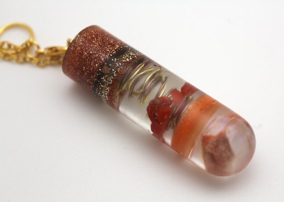 Handmade Pendulum for Spiritual divination Gem Opal - Red Coral UV Glow in the Dark - Round Bottom Easy to Carry - Thick and Sturdy