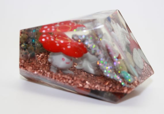 Pokemon Spawn Cluster! Vileplume and Cloyster - Water/grass Biome Orgone Generator Gem Minerals and Copper Super Fun Environment Pogo
