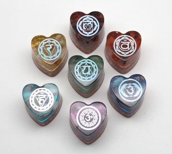 Handcrafted Chakra Orgone Collector Heart Set - Natural Minerals and Recycled Copper - 7 Color Rainbow Crystal Set for Energy Working