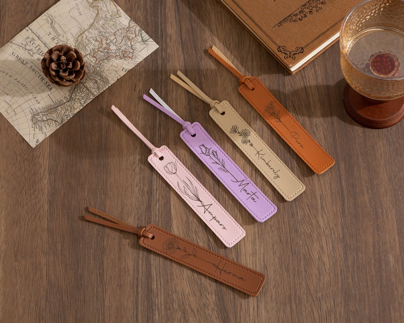 Mothers Day Gift,
Leather Gift,
Personalized Leather,
Leather,
Custom Leather,
Personalised Gift,
Custom Book Mark,