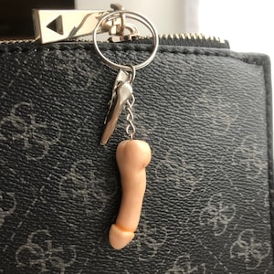 Provocative Penis Key Chain, Cute Penis Keychain, Dick pendant, Wiilly Keyring bestfriend Gay Adult Funny Stoner Humour Guy Lgbt sexygift