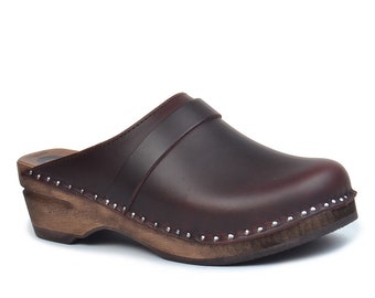 Braune Holzclogs, Clogs für Damen und Herren, klassische schwedische Clogs, Bastad Clogs, Troentorp Clogs