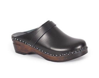 Swedish Black Leather Clogs | Troentorp Bastad Unisex Wooden Mules | Hand-crafted Alderwood Footbed & Arch Support