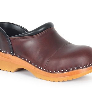 Tamancos suecos fechados, tamancos Pablo de couro marrom escuro, sapatos de tamanco, Troentorp Bastad, tamancos de trabalho, Pablo Brown Pull Up