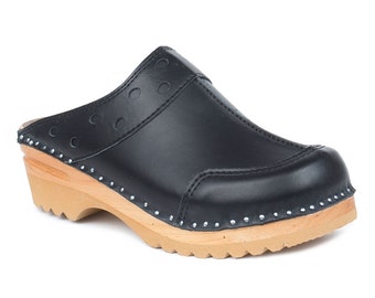 Swedish Clog Style in Black leather | Raphael from Troentorp