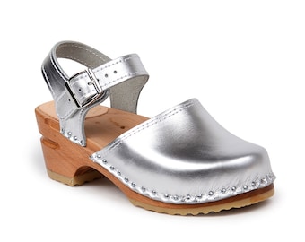 Kids Clog Sandals / Swedish Kids Clog / Silver Clogs / Closed Toe Sandal / Clogs for Kids / Troentorp Clogs / Amelia Kids Clog Silver