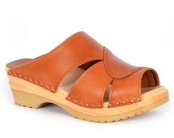 Cognac Leather Clog Sandals, Varnished Wood, Open Toe Summer Mules
