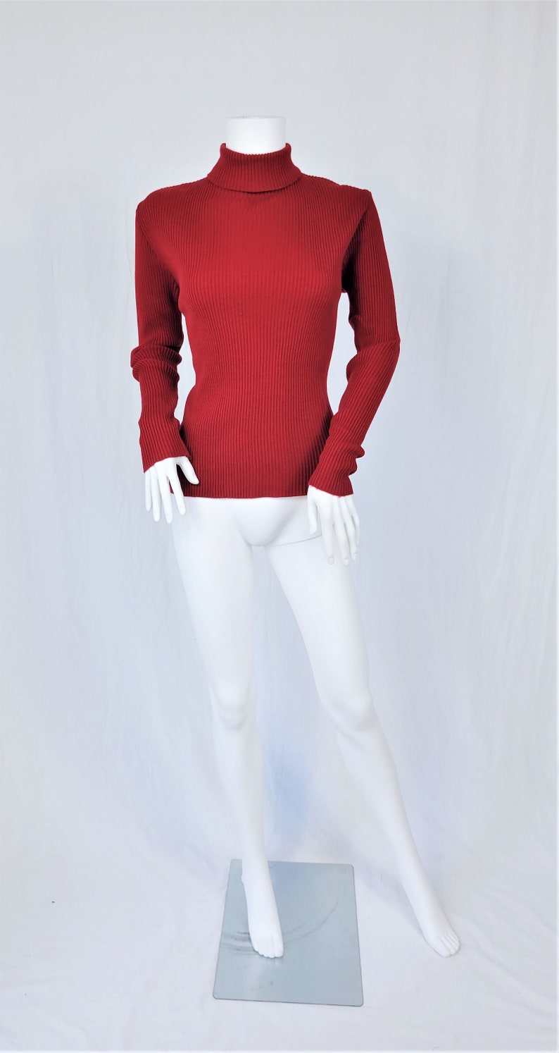 1970's Merlot Red Ribbed Acrylic Turtle Neck Zip Up Knit Sweater I Sz Med image 2