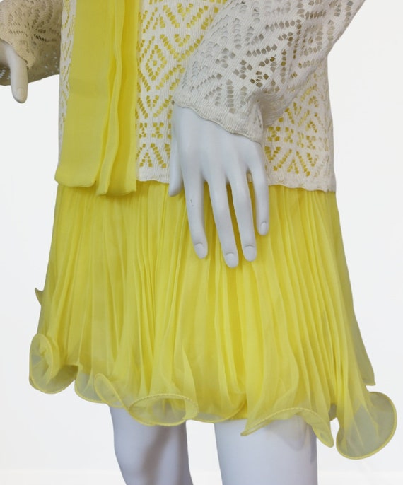 Vicky Vaughn 1960's Yellow White Lace Chiffon Min… - image 2