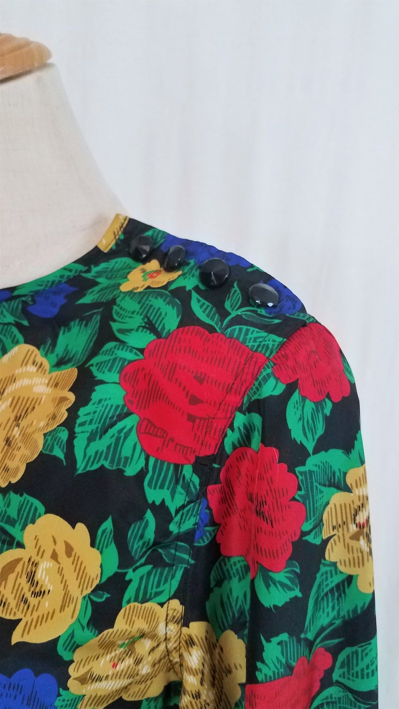 1980/'s Bold Rose Print Banded Waist Poly Shirt I Blouse I Top I Josephine I Sz Med