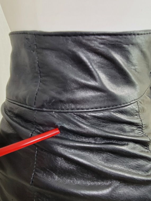 1980's Black Leather High Waist Pencil Skirt I Ve… - image 9
