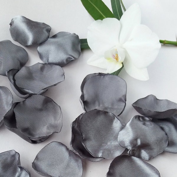 Gray rose petals Wedding decor, Wedding decorations, Table decor, Flower petals, Home decor, Bridal shower decor