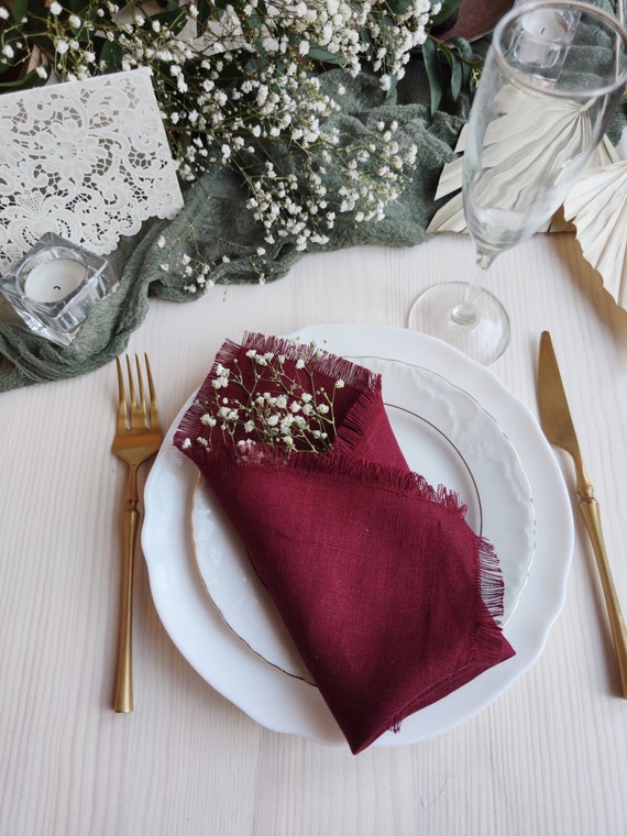 Suits Linen Cloth Dinner Napkins, Set of 4 + Reviews