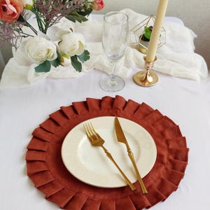 Round Placemats set 4, 6, 12 for rustic home decor, Burnt orange linen place mats for table, Custom placemats for Wedding, Dinner placemats