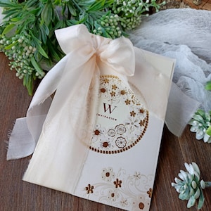 Beige chiaro Seta nastro tinto a mano, Perfetto per bouquet floreali, 100% invito nastro di nozze SILK, decorazione di nozze neutro
