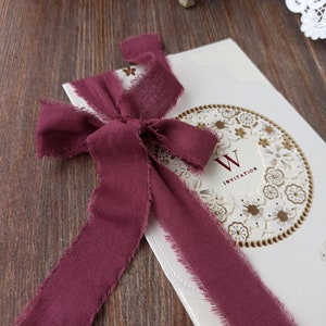 Invito nastro di nozze, nastro di cotone tinto a mano rossa profonda, bouquet di nastro, Props foto