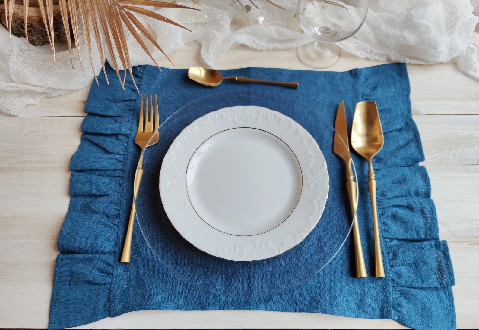 Green Linen Placemats With Ruffle Natural Stonewashed Linen Etsy