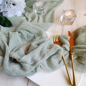 Tovaglia verde salvia, Runner da tavolo in garza, Runner da tavolo in garza, Centrotavola per matrimonio in stile boho Copritavolo personalizzato