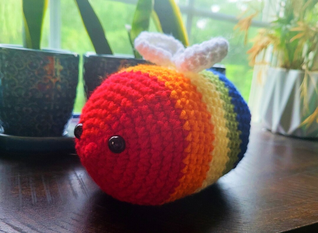 Crochet Pride Bee Pattern - Etsy