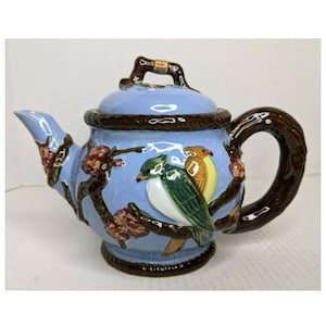 Nouveau Majolica Teapot Birds In The Garden VINTAGE Ceramic Birds Floral Nature
