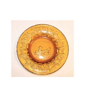 Indiana Glass Tiara Amber &quot;This Little Pig Went To Market&quot; 6.5&quot; Plaat Vintage Nursey Rhyme Thema