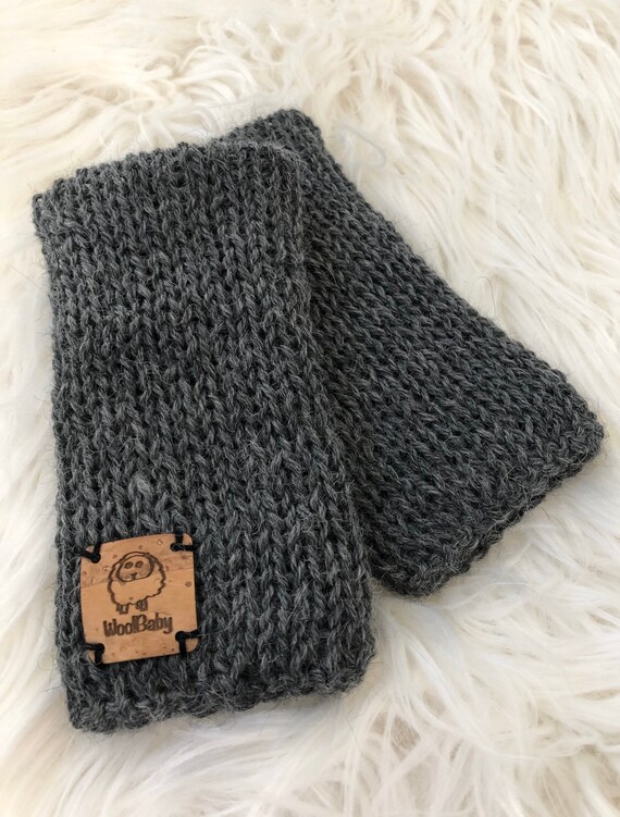 knitted baby carrier