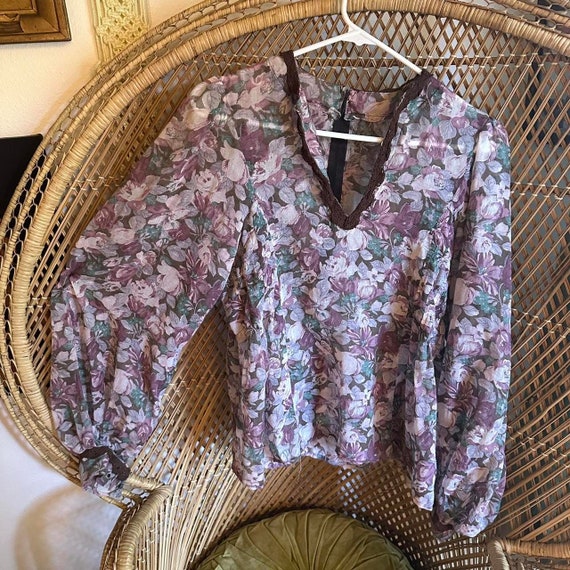 Vintage Floral Light Cotton Purple Blouse - image 3