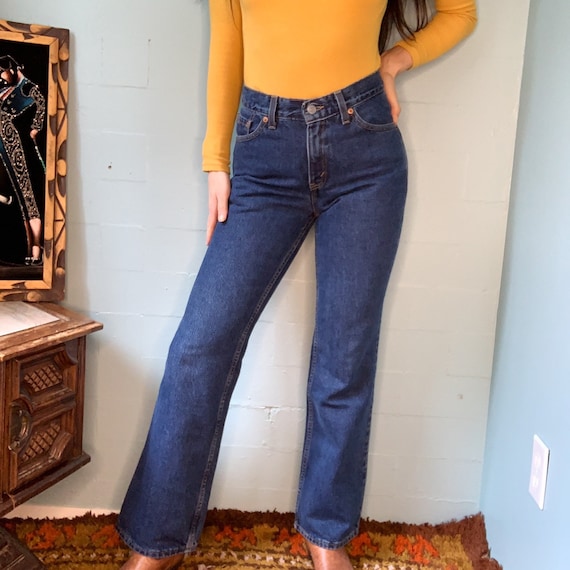 women's 517 levi jeans