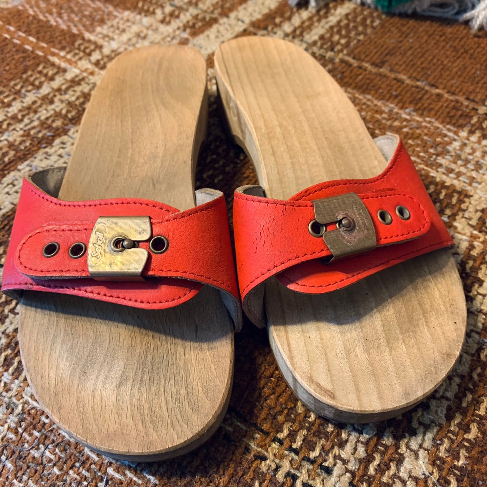 scholl sandals wooden