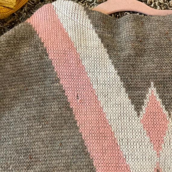 Vintage Andre Hayat Paris Gray and Pink Sweater - image 3