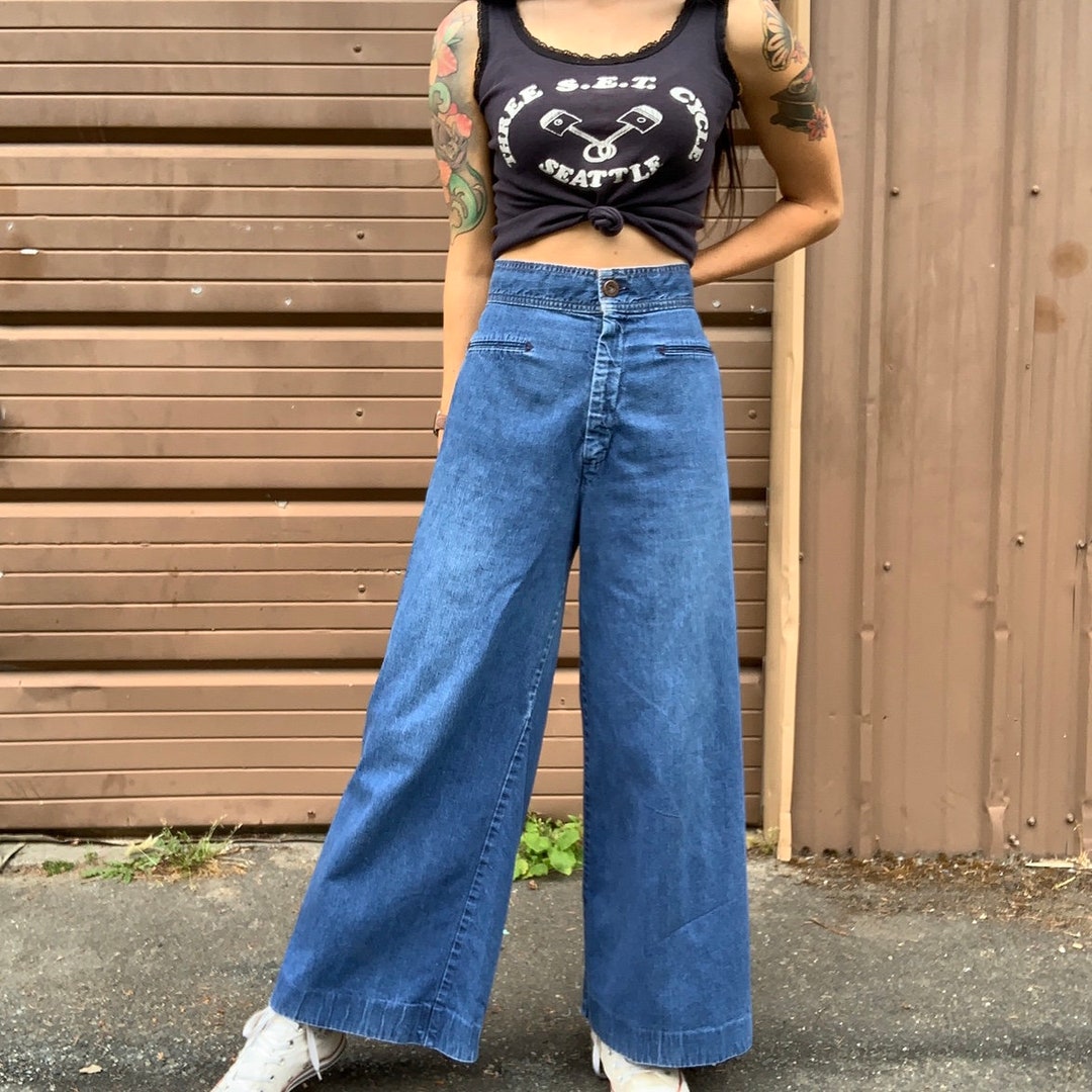 Vintage 1970's Levis Wide Leg Bell Bottom Jeans. - Etsy