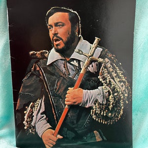 Vintage Luciano Pavarotti program
