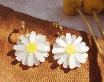 Daisy Flower Earrings | Boho Floral Earrings | Festival Statement Jewellery