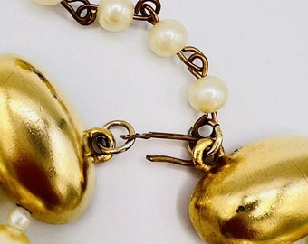 Vintage Designer Mimi Di Niscemi 1984 Gold Tone Faux Pearl  display picture 1