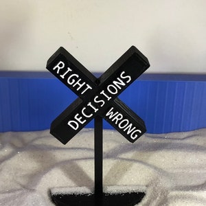 Sandtray Miniature Sign &quot;RIGHT / WRONG&quot;
