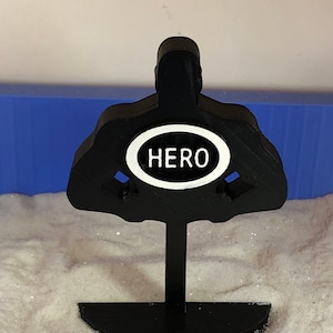 Sandtray Miniature Sign &quot;HERO&quot;