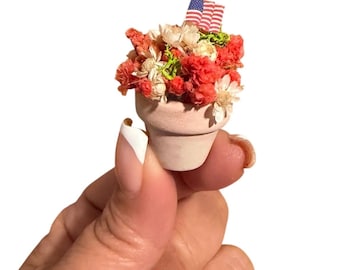 1/12 Scale July 4th Flowers in Terracotta Pot for dollhouse