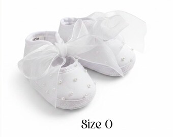 Pearl Organza Bow Booties Size 0 Newborn