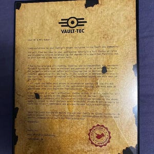 Carta personalizada Fallout Vault Tec (desgastada e emoldurada)