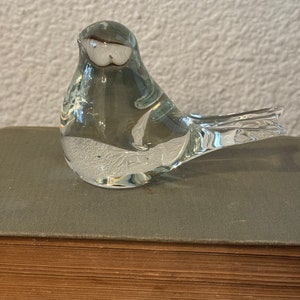 Vintage Bird Clear Glass Paperweight - Glass Bird - Vintage Decor - Vintage Glass Bird - Christmas Decor - Vintage Glass Bird