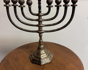 Menorah antica del 1900, candelabro appuntito, ebraico, giudaismo, cabala, talmud