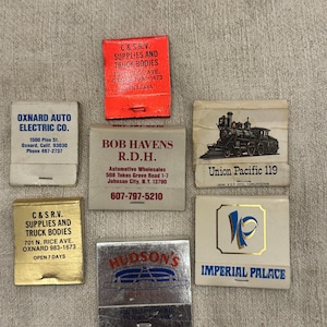 Lot of Vintage Matches - Vintage Matches Souvenir Matches
