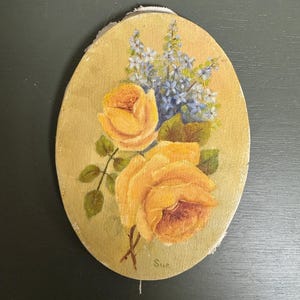 Vintage Oval Floral Painting - Vintage Oval Original Art - Oval Gloral Painting - Rose Painting - Canvas Painting - Gallery Wall Painting
