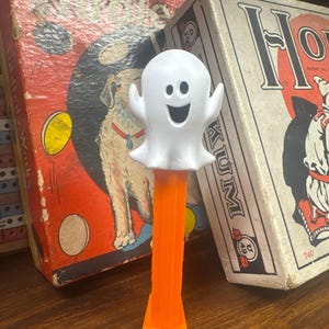 Halloween Pez Despenser - Vintage Pez Dispenser- Vintage Toys - Pez Collection - Halloween Ghost Pez - 2013 Pez - Collectable