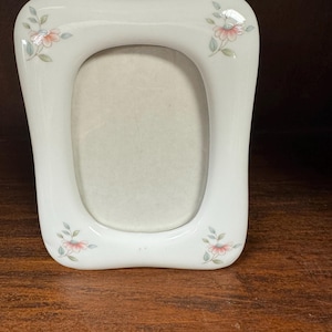 Vintage Picture Frame - Vintage Porcelain Floral Picture Frame - Vintage Girls Room Decor - Floral Frame - Princess House Frame